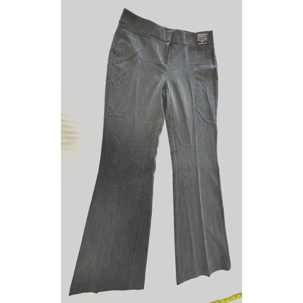 NWT SIMPLY STYLED BODY CUT FIT PANTS SIZE 2